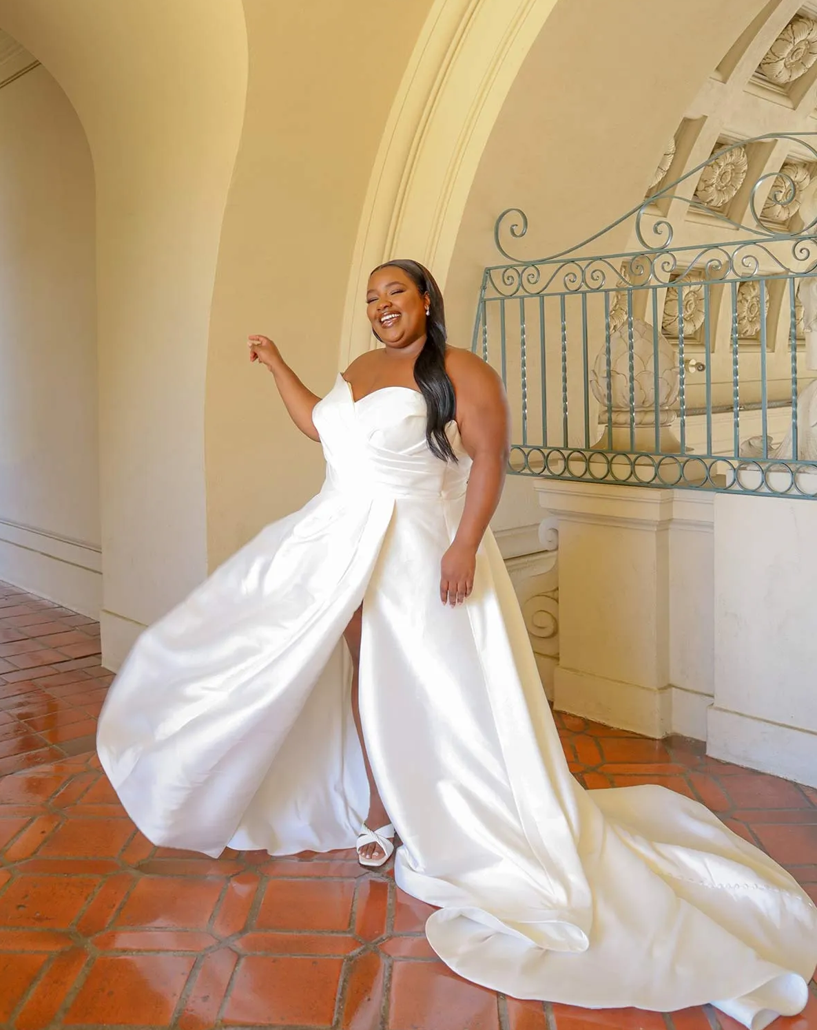 Every Body Every Bride Essense of Australia Trunk Show