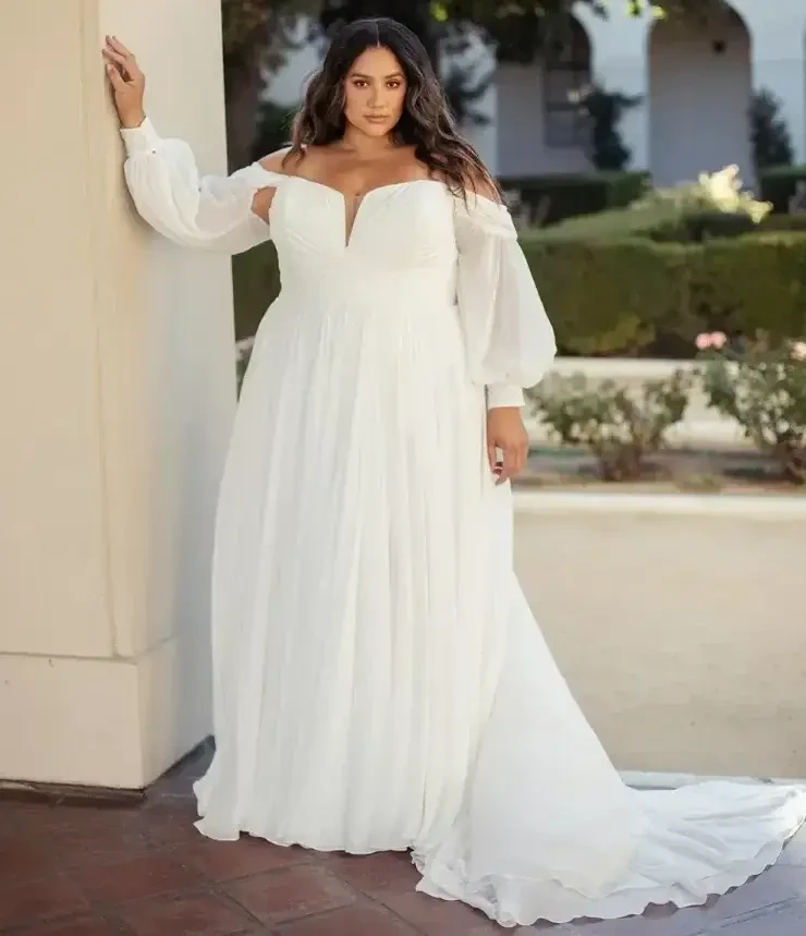 Everybody Everybride Plus Size Trunk Show