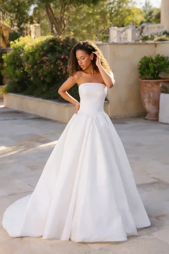 Allure Style #A1400 #0 default Ivory thumbnail