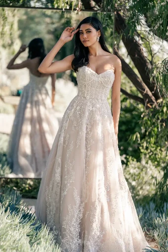 Allure Couture Style #C720 #3 Mocha/Champ/IV thumbnail