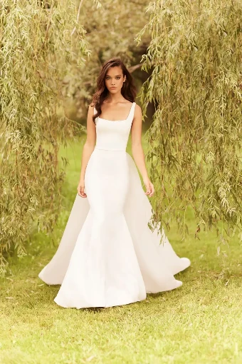 Paloma Blanca Style #P5087 #0 default Natural thumbnail