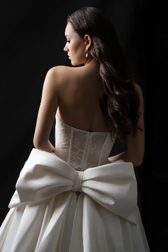 Allure Couture Style #C774 #4 default Ivory/Pearl thumbnail