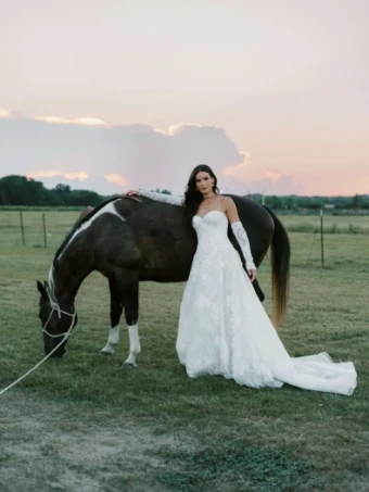 Locket Style #VERONA WITH SLEEVES #2 thumbnail